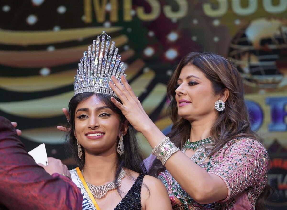 Mrs Bharat Universe